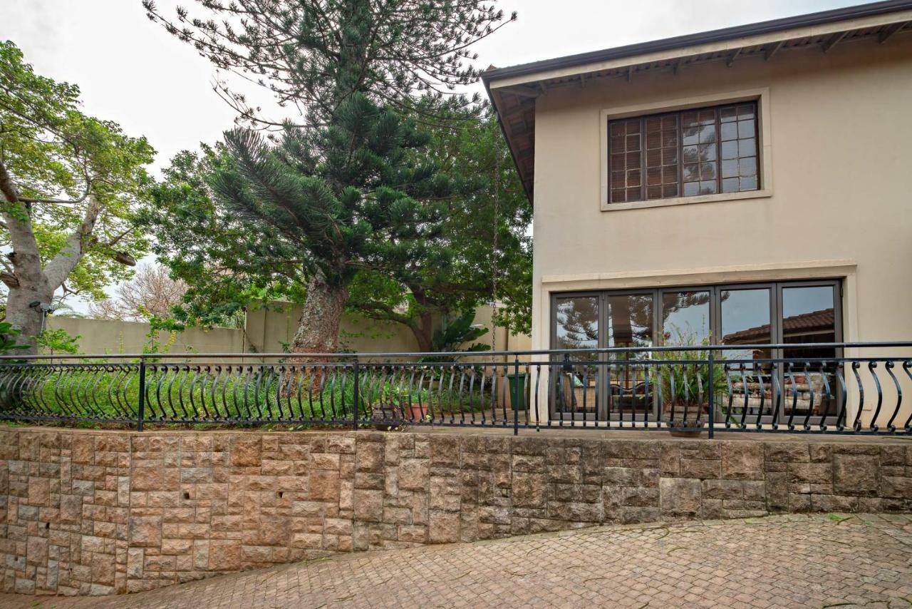 Ekhaya Guest House Ballito Bagian luar foto
