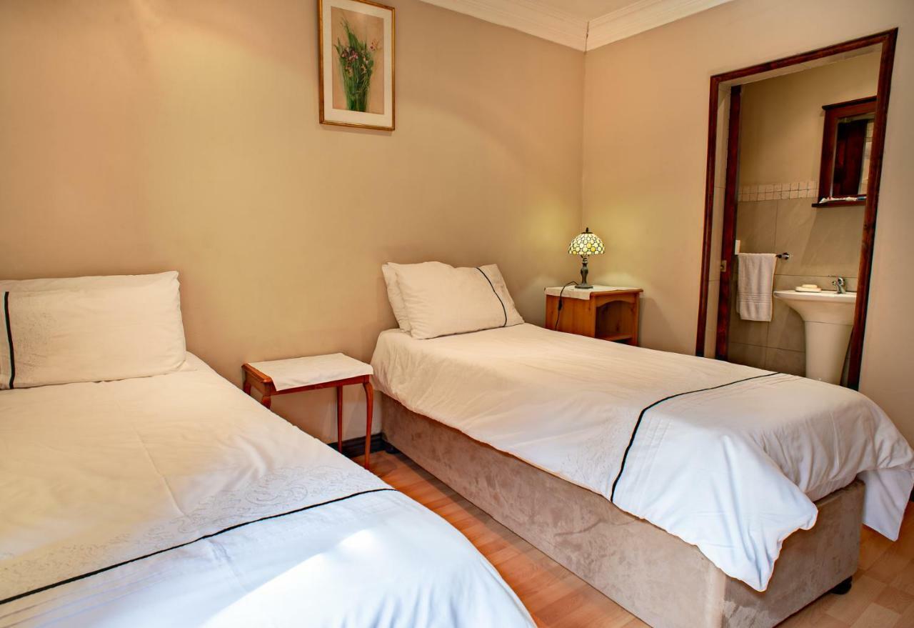 Ekhaya Guest House Ballito Bagian luar foto