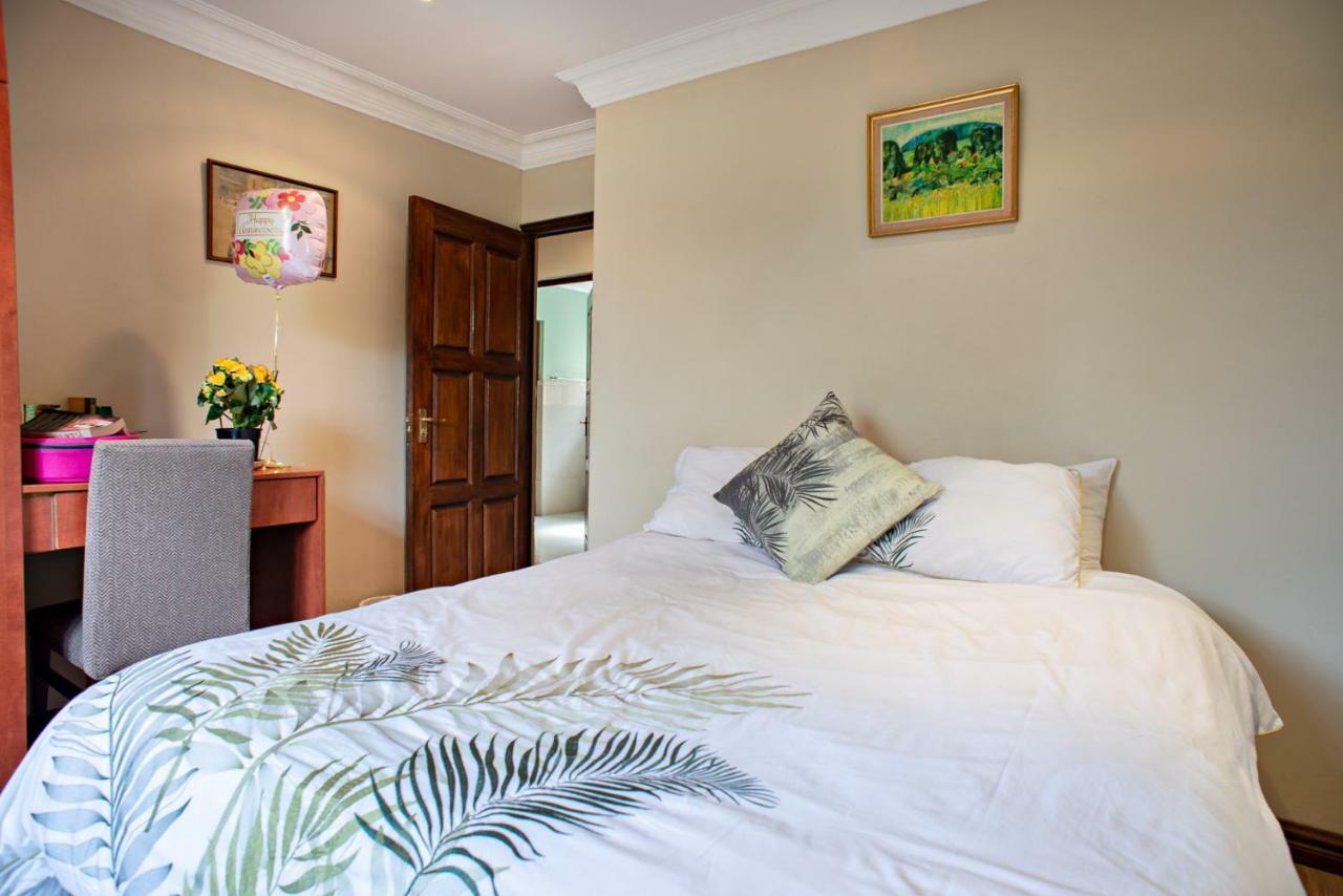 Ekhaya Guest House Ballito Bagian luar foto